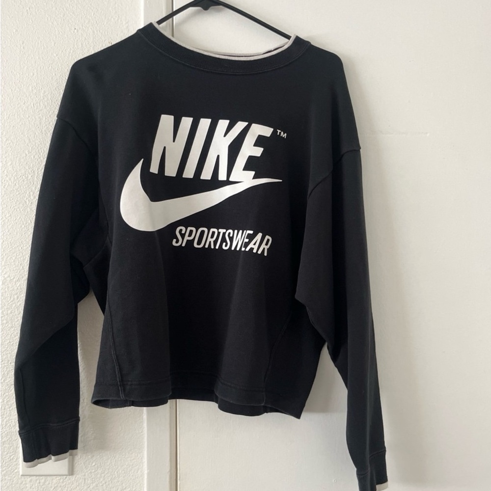 Nike Women's Black Sportswear Top XS